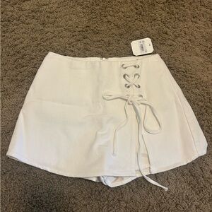 Alters State White Skort